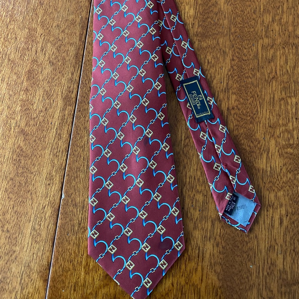 Fendi tie